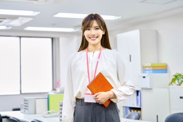 【紹介予定派遣】岩国駅エリア／グループ会社向け保険事務・未経験歓迎！