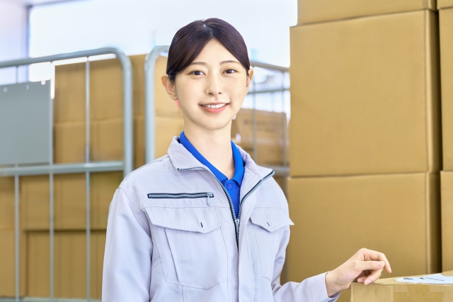 福山市神辺／製造業での出荷にかかわる事務と梱包作業　土日祝休み